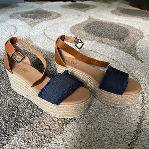Platform Sandals Size 7